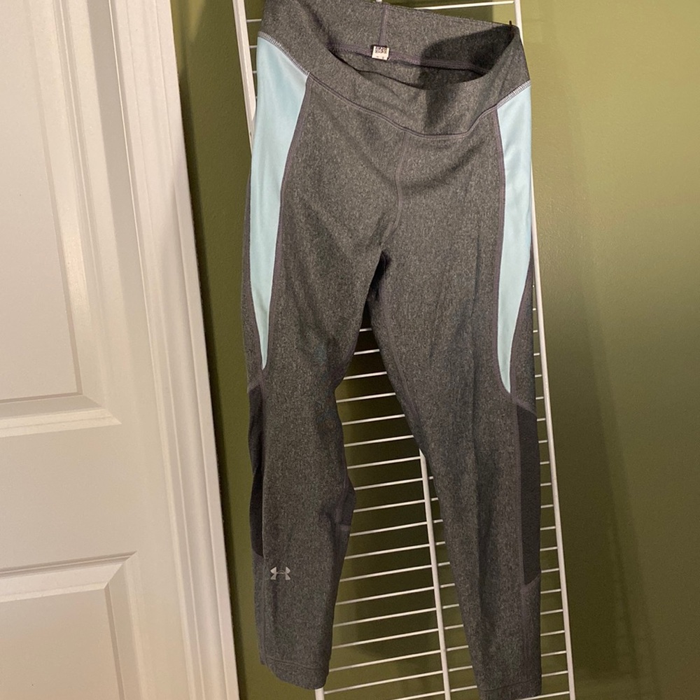 Under Armour capris leggings